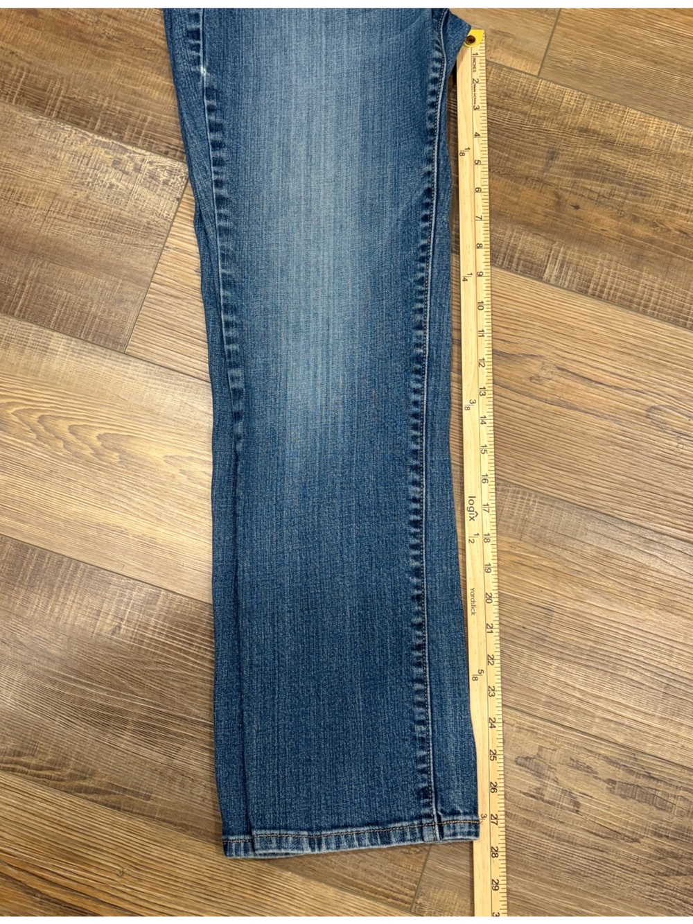 Levi's Blue Straight Leg Women's Jeans - Picture 8 of 10